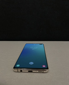 Samsung S10+ (4 фото из 5)