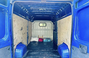 Peugeot Boxer 2.2 96kV (8 foto / 8)