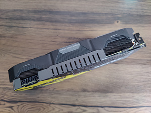 ZOTAC GeForce GTX 1080 AMP Extreme 8 ГБ (2 фото из 5)
