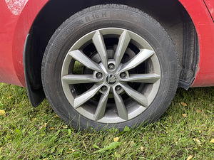 Škoda Octavia 1.6 77 KW (2 foto / 6)