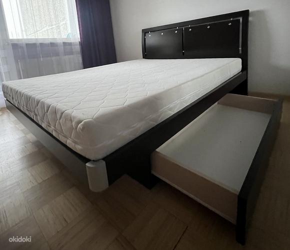 Кровать 160x200 + 2 с ящиками для белья (фото #1)