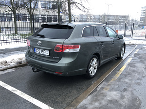 Toyota Avensis 1.8 T27, универсал. (4 фото из 13)