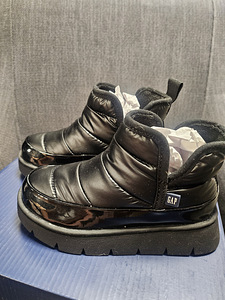 Gap botased (2 foto / 3)