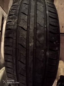 Продам летнюю резину 225/50 R17 протектор 5 мм (2 фото из 4)