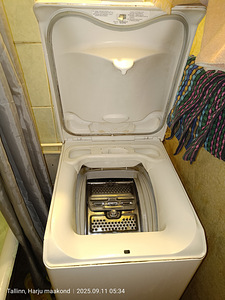 Pesumasin Zanussi ZWP580 5,5kg (3 foto / 3)