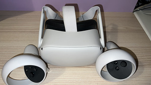 Oculus Quest 2, Meta Quest 2 128GB (1 foto / 3)