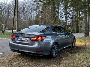 Lexus GS450h 2012 (4 foto / 7)