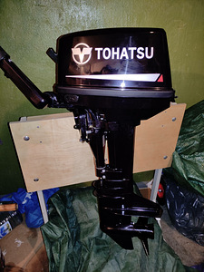 Продам лодочный мотор Tohatsu 9,8 2T (3 фото из 6)