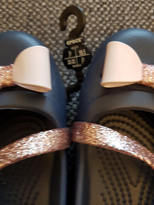 Uus crocs suurus j1 (32-33) (3 foto / 3)