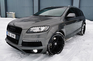 Audi Q7 SLINE 7-IK 3.0 (2 foto / 14)