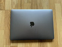 Apple MacBook Pro 13" 2019, i5 2,4GHz / 8GB / 256GB