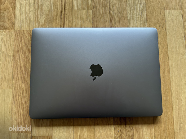 Apple MacBook Pro 13-inch 2019, i5 2.4GHz / 8GB / 256GB (фото #1)