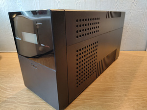 UPS Technoware ERA LCD 1.5, varutoide 1500VA (1 foto / 8)