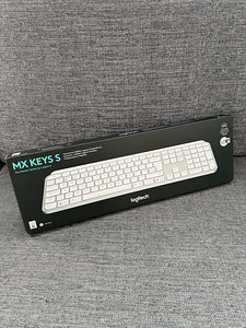 Uus! Juhtmevaba klaviatuur Logitech MX Keys S SWE, hall (1 foto / 2)