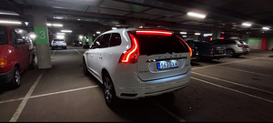 Volvo XC60 2.0 TDI 133kW (6 foto / 14)