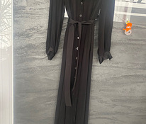 Elegantne must Soome designi Andiata maxi taskutega kleit