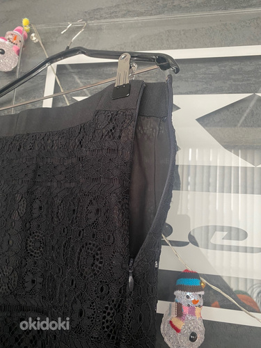 Красивый черный кружевной комплект Tommy Hilfiger, топ+юбка (фото #5)