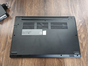 Lenovo sülearvuti (3 foto / 3)