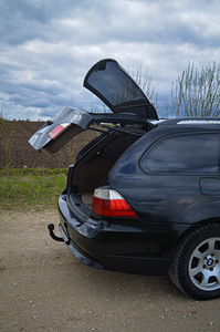 M/V: BMW 525D 2.5 R6 130kw (14 foto / 15)