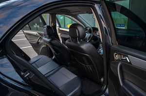 M: Mercedes-Benz C 320 Avantgarde 3.0 165kW (10 foto / 14)