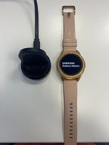 Samsung Galaxy Watch Rose Gold 42mm (1 foto / 2)
