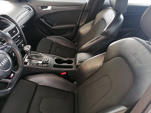 Audi A4 S-Line продам (12 фото из 15)