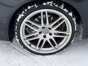 Müüa Audi ja WV 235/35R19 suve ja talvejooks (1 foto / 10)
