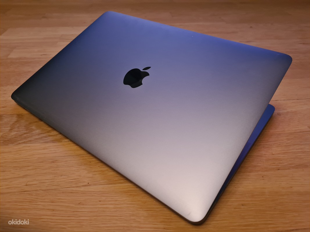MacBook Pro 2018 Retina 13 дюймов, 4 порта USB-C - Core i5 2,3 ГГц / 8 ГБ / (фото #2)