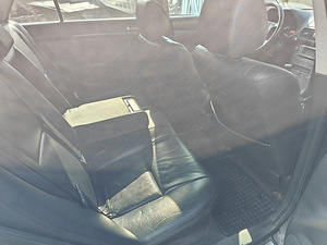 Toyota avensis (9 foto / 13)