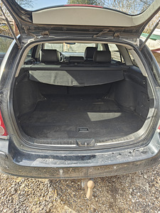 Toyota avensis (12 foto / 13)