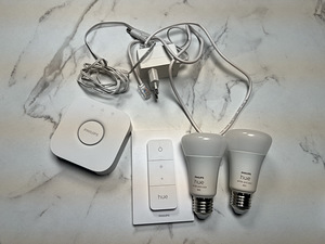 Philips Hue: Bridge + Dimmer + 2 RGB лампочки (1 фото из 4)