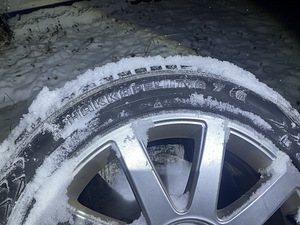 Audi 5x112 r17 9 spoke valuveljed + naastrehvid (2 foto / 5)