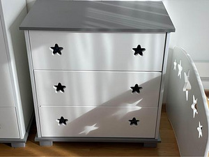 Комод из сосны (3 фото из 5)