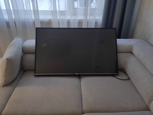 Телевизор LG (1 фото из 5)