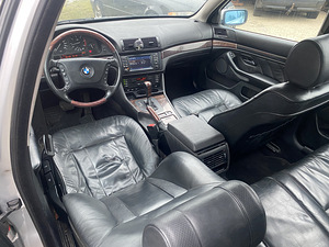 BMW 525d 120kw automaat värske ülevaatusega (7 foto / 8)