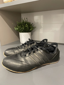 Adidas nahk tossud s. 39 (2 foto / 4)