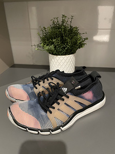 Adidas tossud s.39 (1 фото из 4)