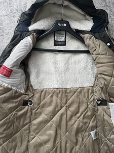Didriksons naiste parka s. 36 (4 foto / 6)