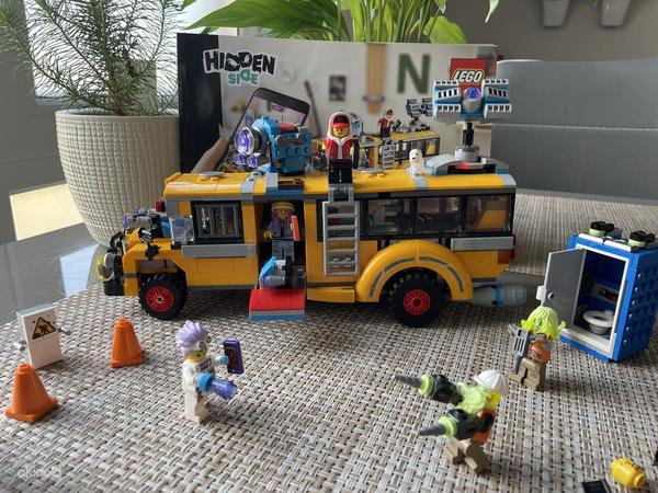 Lego hidden side bus (foto #7)