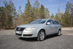 Volkswagen Passat CNG (3 foto / 10)