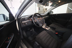 Volkswagen Passat CNG (9 foto / 10)