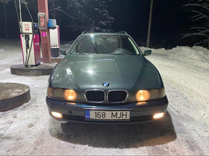 BMW 525 TDS (5 foto / 6)
