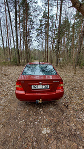 Toyota Corolla (3 фото из 14)