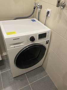 Pesumasin Samsung WD8NK52E0ZW/ LE Kuivatiga (3 foto / 5)