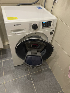 Pesumasin Samsung WD8NK52E0ZW/ LE Kuivatiga (4 foto / 5)