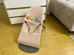 BABYBJÖRN lamamistool, Old rose/Dusty pink (1 foto / 2)