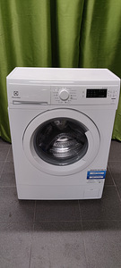 ELECTROLUX PESUMASIN GARANTII (1 foto / 2)