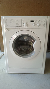 INDESIT PESUMASIN (1 foto / 1)