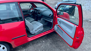 Volkswagen Lupo (6 foto / 8)