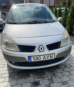 Renault Grand Scenic 1.6 82kw (1 foto / 14)